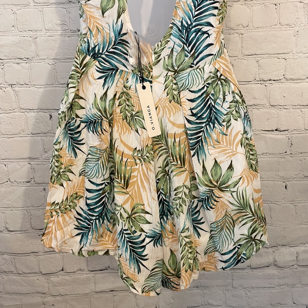NWT Vici tropical romper - Picture 6 of 9